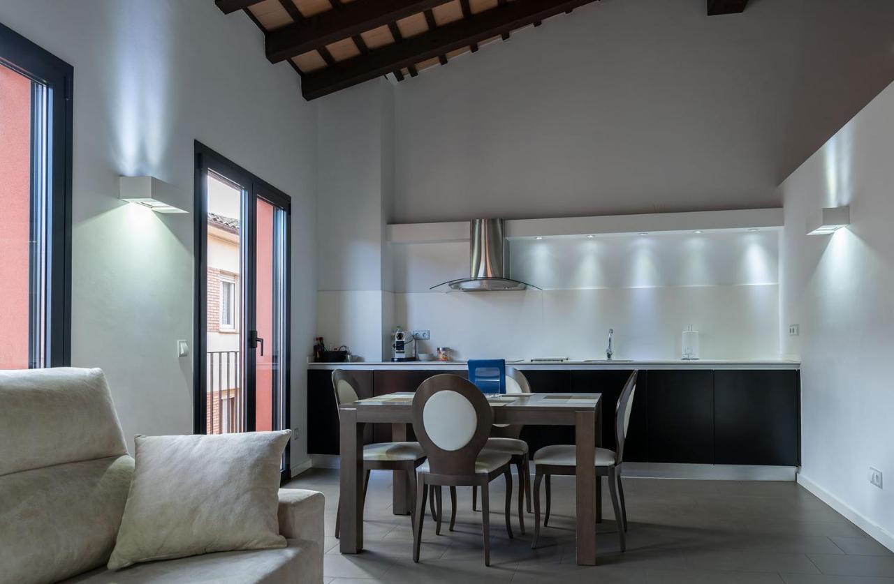 Apartaments Y Habitacions Entre Volcans โอลอต ภายนอก รูปภาพ