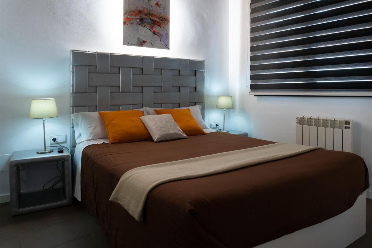 Apartaments Y Habitacions Entre Volcans โอลอต ภายนอก รูปภาพ