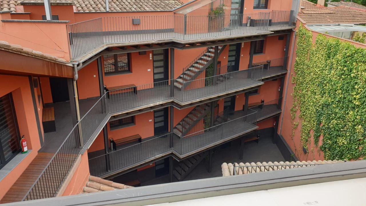 Apartaments Y Habitacions Entre Volcans โอลอต ภายนอก รูปภาพ